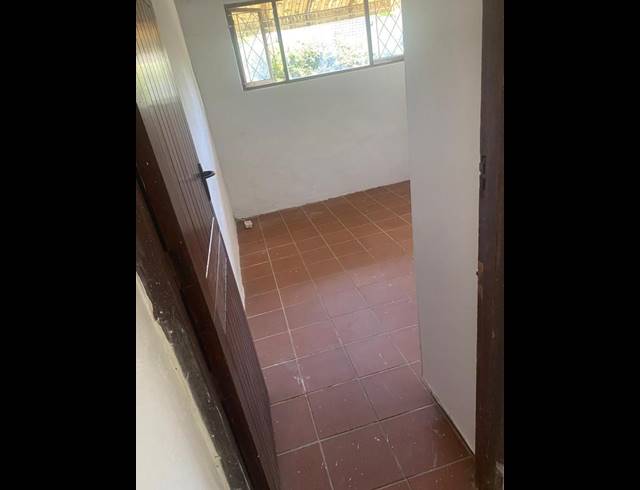 1 BEDROOM PROPERTY TO RENT IN COWIES HILL